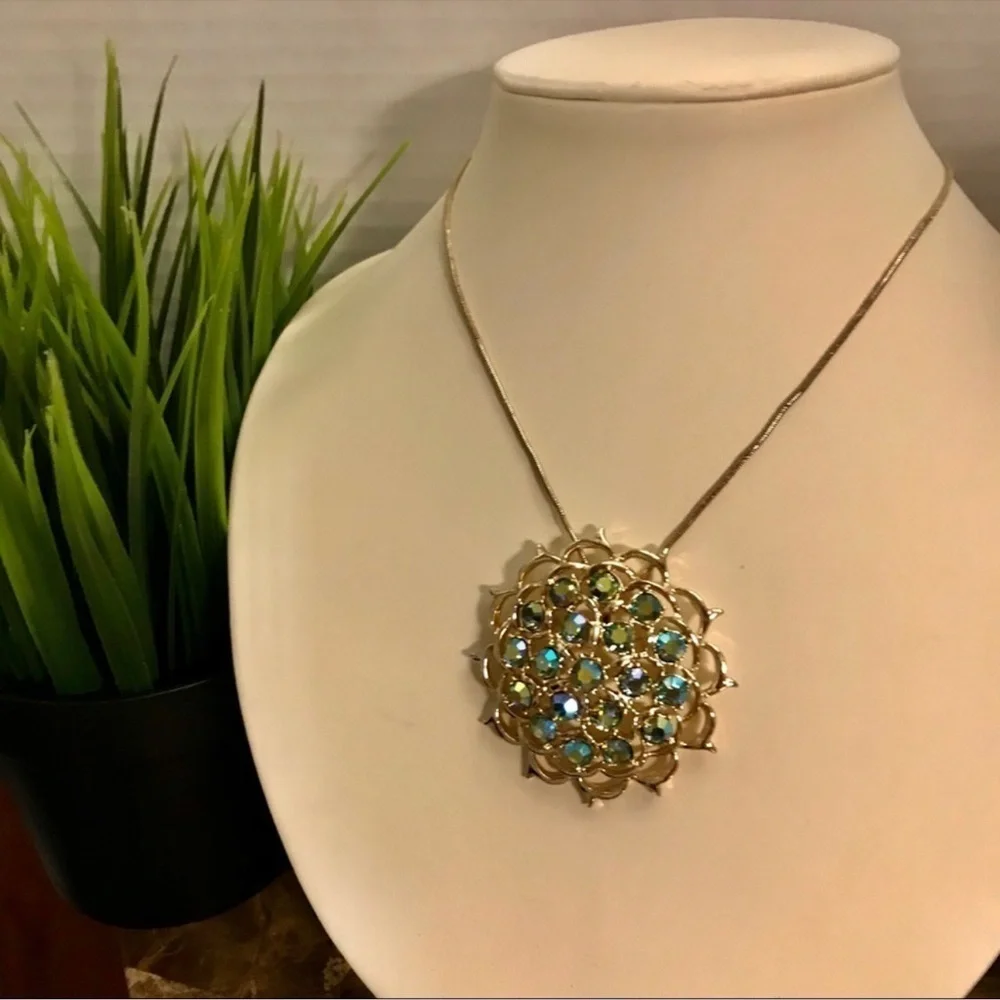 Sara Cov Coventry Rhinestone Brooch Pendant